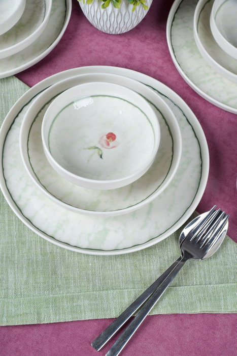 Hermia Juego de cena de porcelana Ebrusu de 18 piezas Multicolor Hermia Juego de cena de porcelana Ebrusu de 18 piezas Multicolor